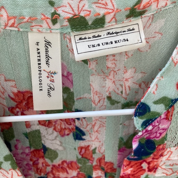 Anthro Front Button Sleeveless Shirt with Pintucks and Lace - Picture 3 of 4